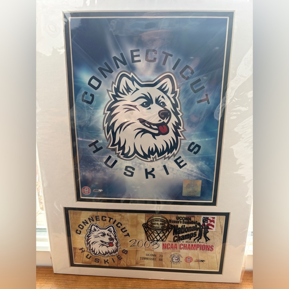 2004 UCONN NCAA CHAMPIONS FIRST DAY COVER ISSUE STAMP W/ POSTER SEALED